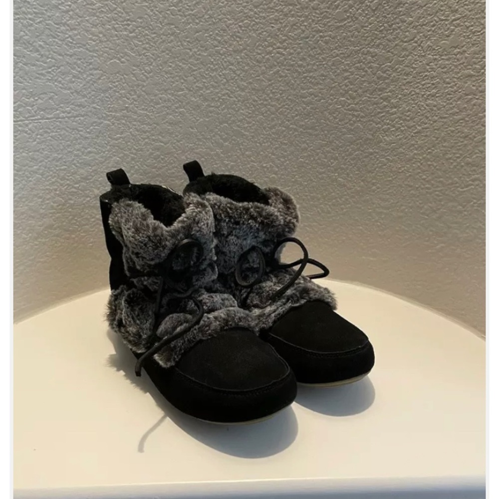 Lucky Brand Aresey Suede/Faux Fur Booties